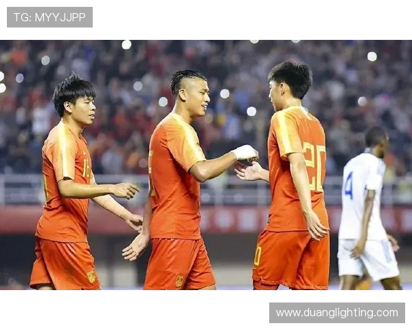 上海足球队在亚运会积分榜上以60分稳居第一名展现强大实力