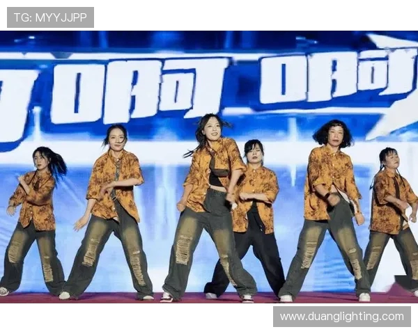 全国街舞大赛特别报道:武汉攀岩队如何在舞台上展现拼搏精神与团队力量 全国街舞大赛特别报道:武汉攀岩队如何在舞台上展现拼搏精神与团队力量