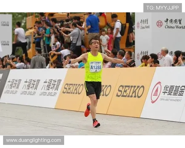 南京飞盘队逆袭马拉松大满贯的精彩历程与奋斗故事 南京飞盘队逆袭马拉松大满贯的精彩历程与奋斗故事