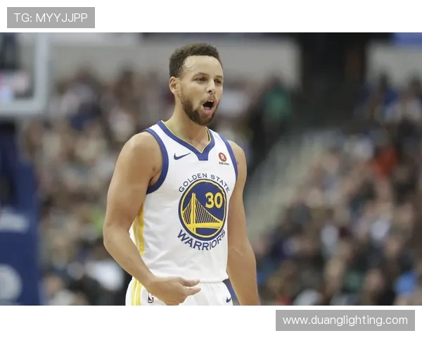 2015至2016赛季勇士与小牛的巅峰对决回顾与分析