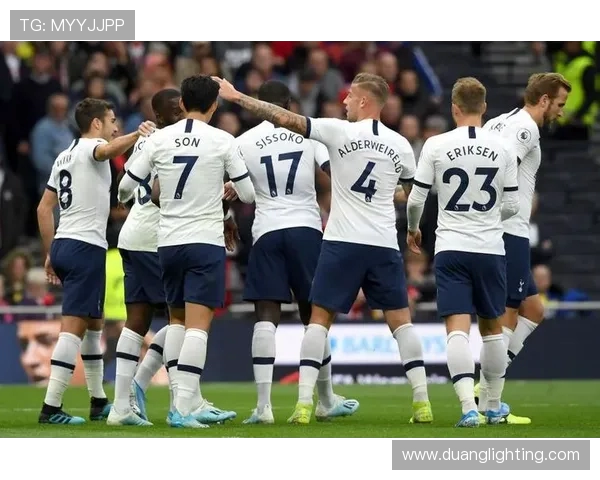 克鲁塞罗与竞技的精彩对决直播全程回顾与分析