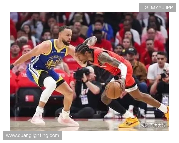 勇士与雷霆激战第三场争夺季后赛晋级关键胜利