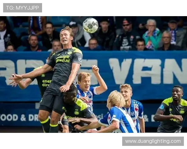 埃因霍温与阿尔克马比赛前瞻及比分预测分析