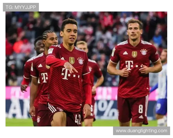 拜仁慕尼黑与不来梅激战正酣谁能在德甲赛场笑到最后