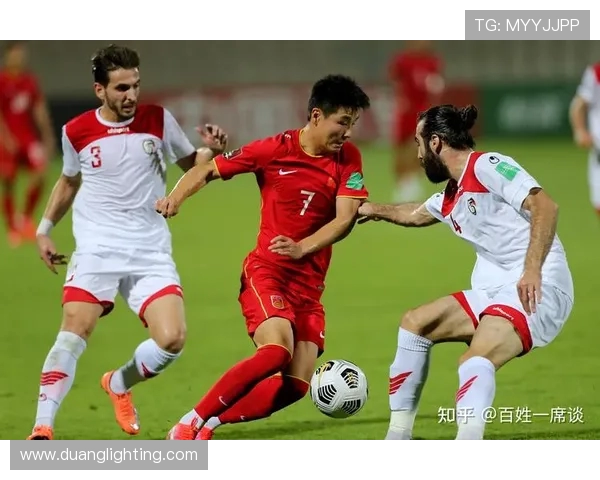 斜利亚对中国足球比赛直播全程回顾及精彩瞬间分析