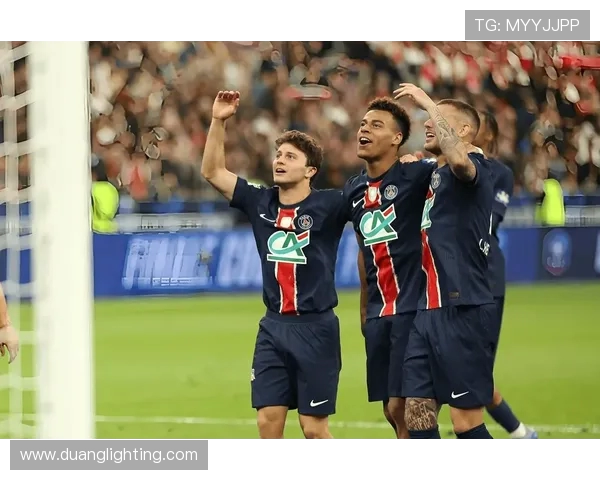 法兰克福逆袭欧冠舞台连续击败皇马和切尔西强势晋级四强 法兰克福逆袭欧冠舞台连续击败皇马和切尔西强势晋级四强