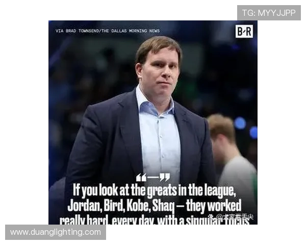 独行侠与太阳激战正酣比分悬念迭起引发球迷热议 独行侠与太阳激战正酣比分悬念迭起引发球迷热议