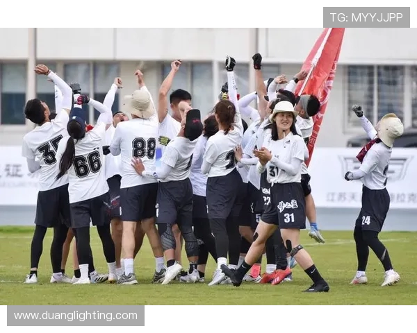 南京飞盘队的包夹革新探索与实践全景解析