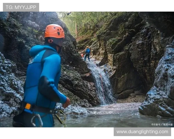 杭州攀岩队战术揭秘：挑战极限的勇者之路与团队精神