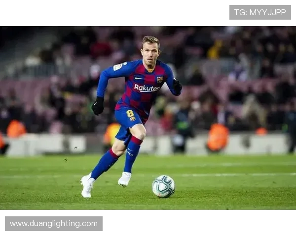 深入分析WE战队的进攻策略与战术特点探讨