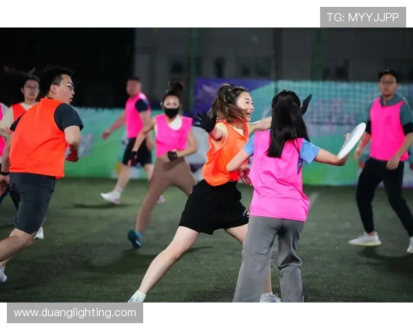 重庆飞盘队荣登飞盘节奏排行榜第二名引发热议