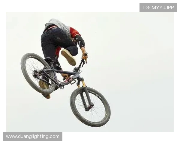 成都极限运动队进攻表现分析与战术得失探讨